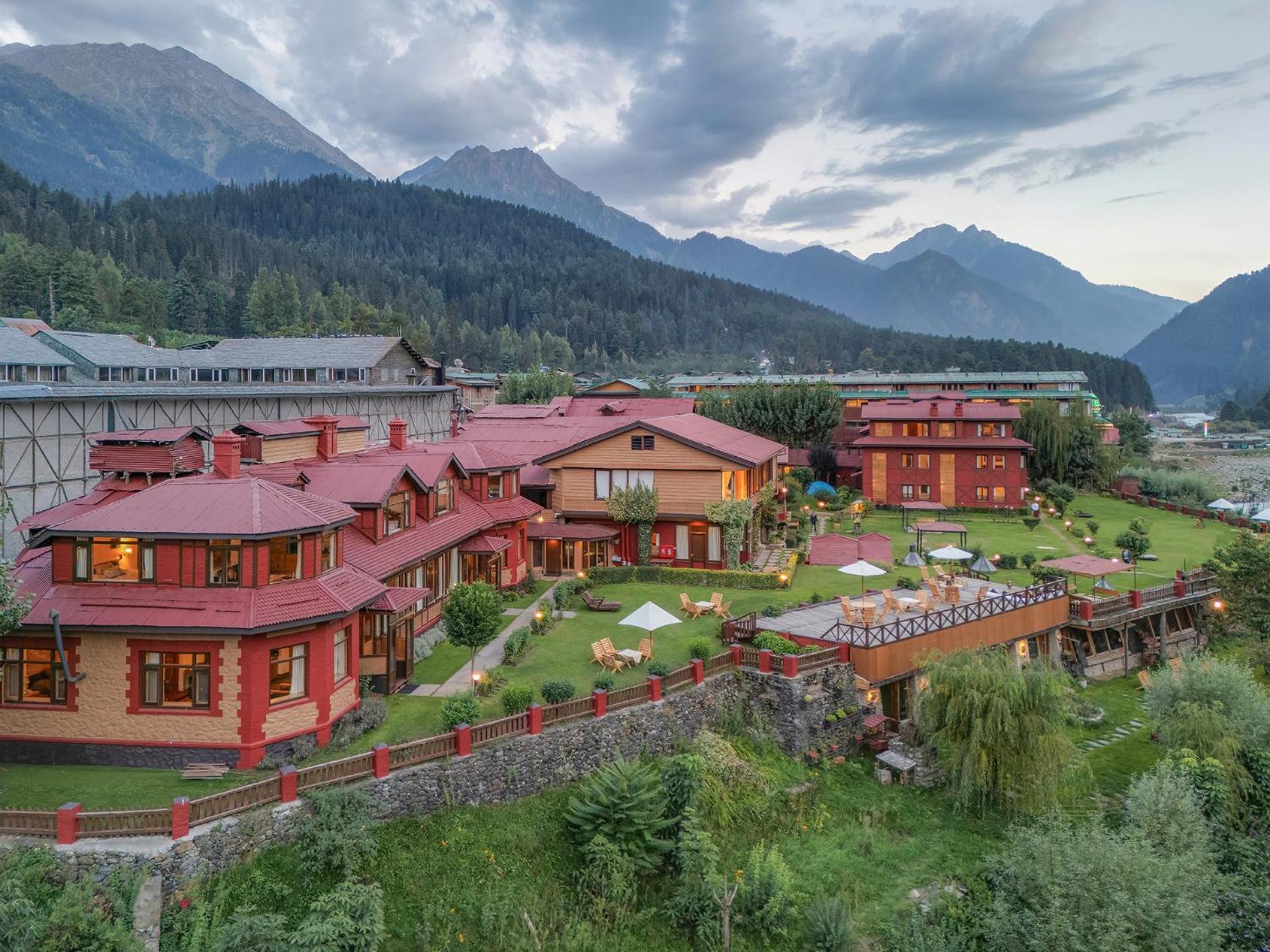 (100 m²), pokoje: 1, vlastní koupelny: 1, destinace: Pahalgām Exteriér fotografie